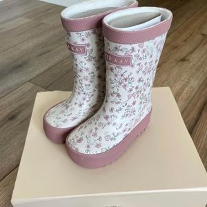 Raining boots Jamie Kay size 4.